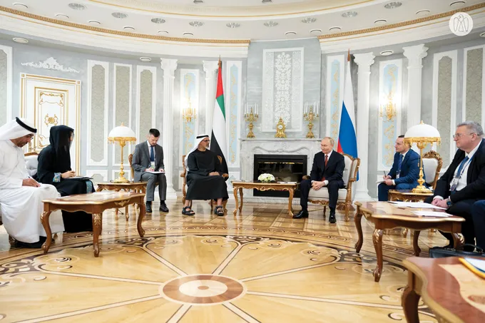 Crown Prince of Abu Dhabi meets Russian President in Minsk, Belarus