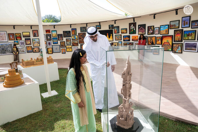 Khaled bin Mohamed bin Zayed visits National Art Expressions exhibition