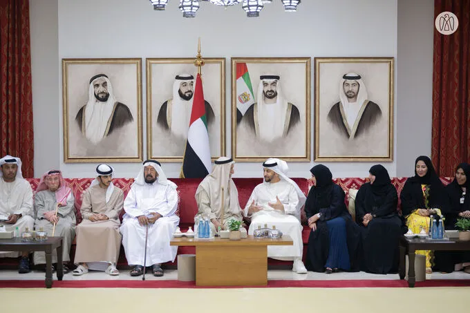 Hamdan bin Zayed receives Al Dhafra citizens and Liwa International Festival 2025 committee