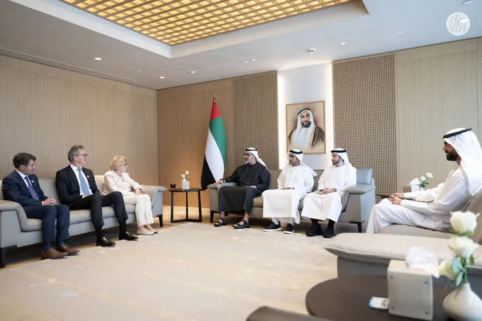 Khaled bin Mohamed bin Zayed receives CEO of Cleveland Clinic