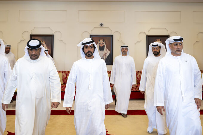 Khalifa bin Tahnoon bin Mohammed offers condolences on the passing of Al Sayed Moussa Al Sayed Abdul-Raheem Al Sayed Mohamed Al Hashemi