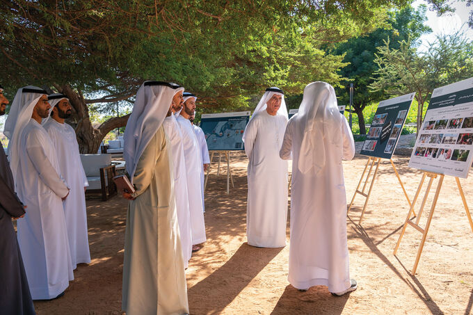 Saud bin Saqr receives Theyab bin Mohamed bin Zayed and reviews the development plan for the "Al Rams" area