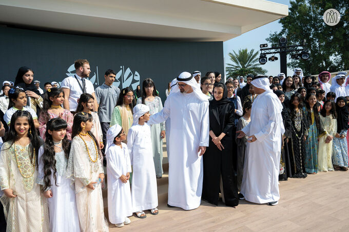 Khaled bin Mohamed bin Zayed visits National Art Expressions exhibition