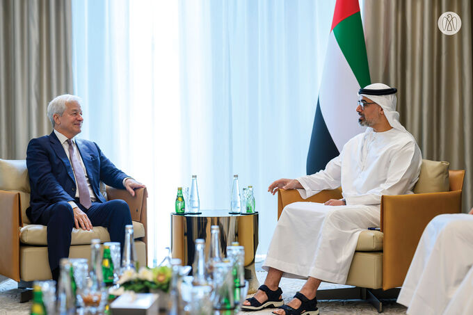 Video| Khaled bin Mohamed bin Zayed meets JP Morgan Chase CEO
