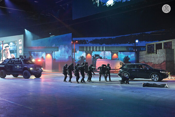 Saif bin Zayed inaugurates 8th International Exhibition for National Security and Resilience