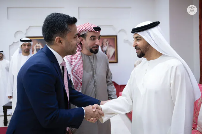 Hamdan bin Zayed receives Al Dhafra citizens and Liwa International Festival 2025 committee