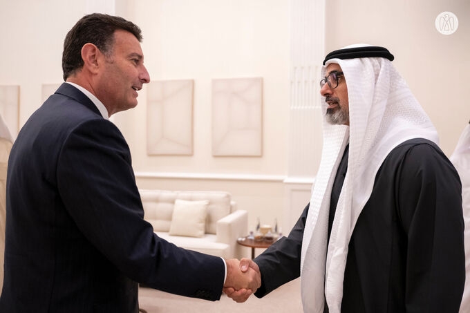 Khaled bin Mohamed bin Zayed receives Speaker of Jordan’s House of Representatives