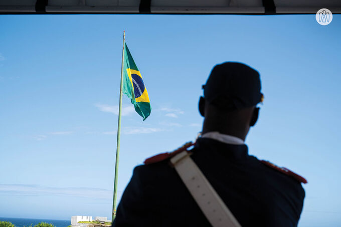 Crown Prince of Abu Dhabi holds official talks with President of Brazil