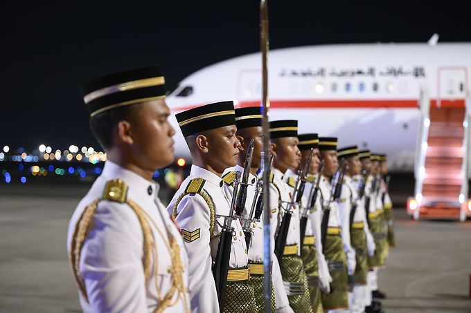 Khaled bin Mohamed bin Zayed arrives in Malaysia on official visit