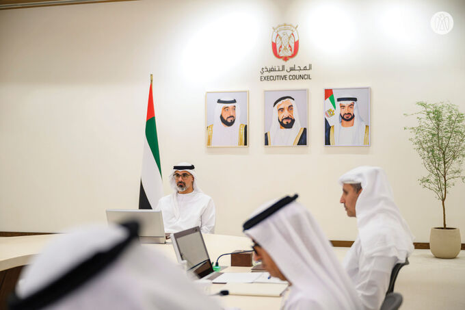 Khaled bin Mohamed bin Zayed chairs Abu Dhabi Executive Council meeting