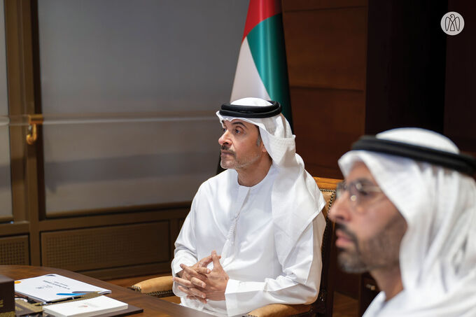 هزاع بن زايد يستقبل وفداً من دائرة الثقافة والسياحة – أبوظبي للاطلاع على مستجدات القطاع الثقافي والسياحي في منطقة العين