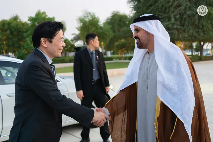 Theyab bin Mohamed bin Zayed receives Prime Minister of Singapore at Wahat Al Karama