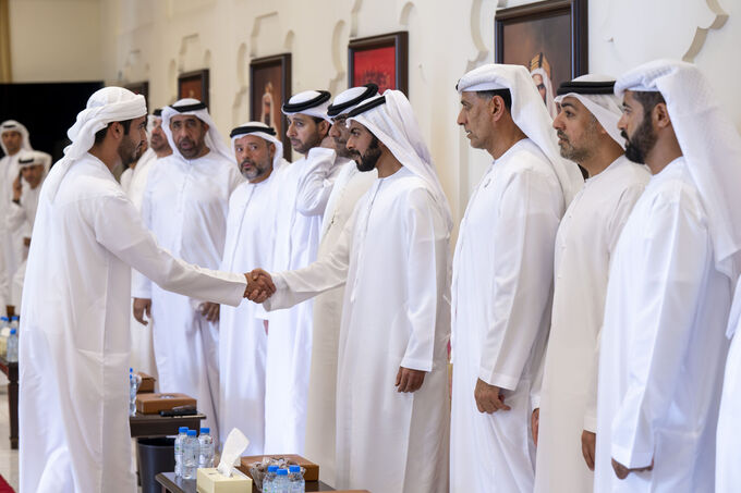 Khalifa bin Tahnoon bin Mohammed offers condolences on the passing of Al Sayed Moussa Al Sayed Abdul-Raheem Al Sayed Mohamed Al Hashemi