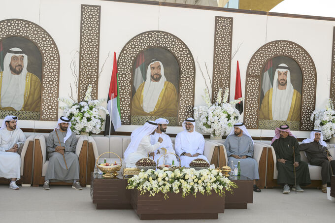 خالد بن محمد بن زايد يحضر حفل استقبال بمناسبة زفاف حمد جمعة السويدي