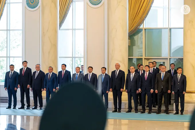 Crown Prince of Abu Dhabi arrives at Presidential Palace in Astana