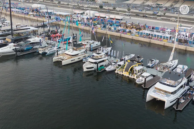 Hamdan bin Zayed visits 6th Abu Dhabi International Boat Show
