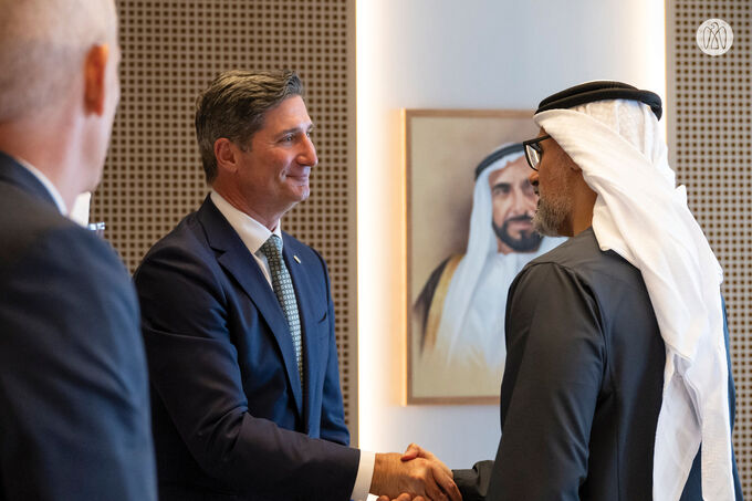 Khaled bin Mohamed bin Zayed meets Starbucks Chairman and CEO