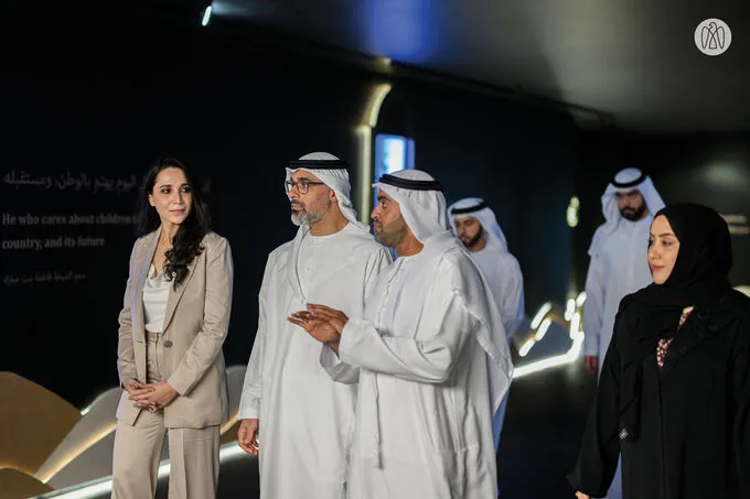 خالد بن محمد بن زايد يعتمد إنشاء مدينة متخصصة ومتكاملة لطب المرأة والطفل في أبوظبي