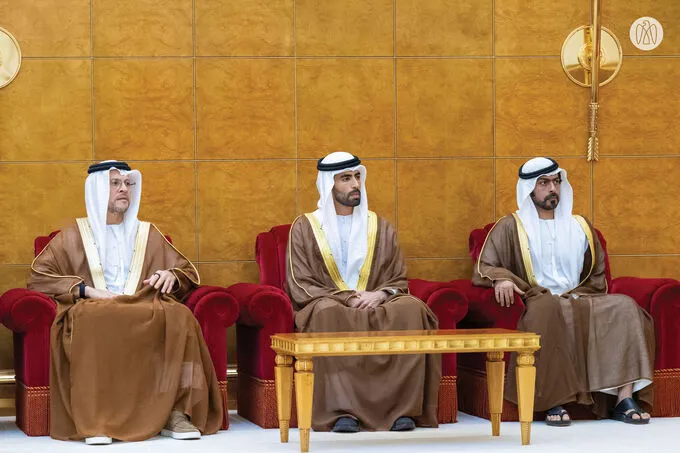 King of Bahrain receives Crown Prince of Abu Dhabi