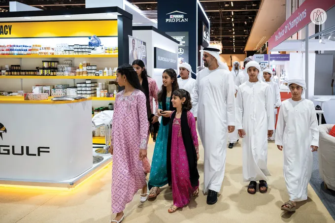 UAE President visits Abu Dhabi International Hunting and Equestrian Exhibition