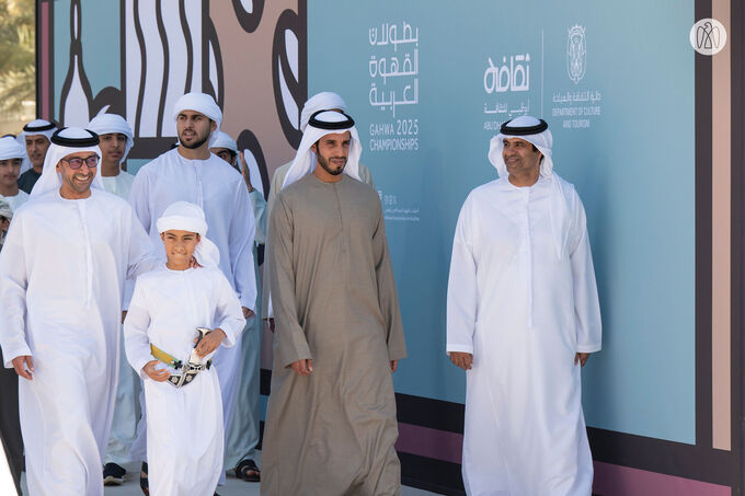 In the presence of Hamed bin Zayed, Khaled bin Mohamed bin Zayed visits Al Hosn Festival