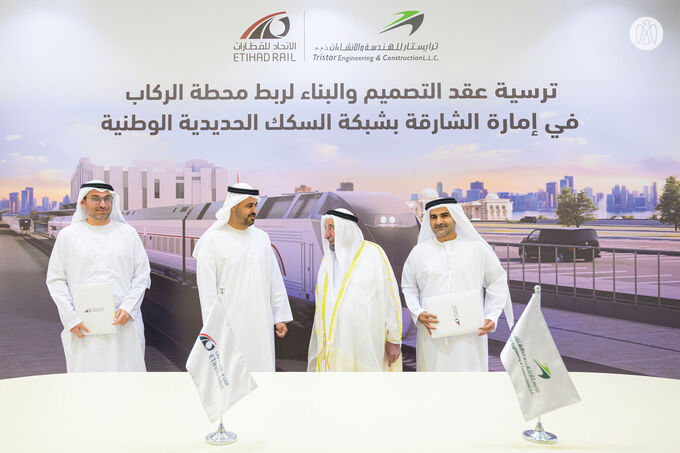 Video | Sultan bin Muhammad Al Qasimi and Theyab bin Mohamed bin Zayed witness announcement to establish connection between Etihad Rail main line and future passenger station in Sharjah