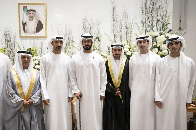 video|Zayed bin Hamdan bin Zayed attends Thani bin Mohamed bin Jibarah Almarar wedding reception