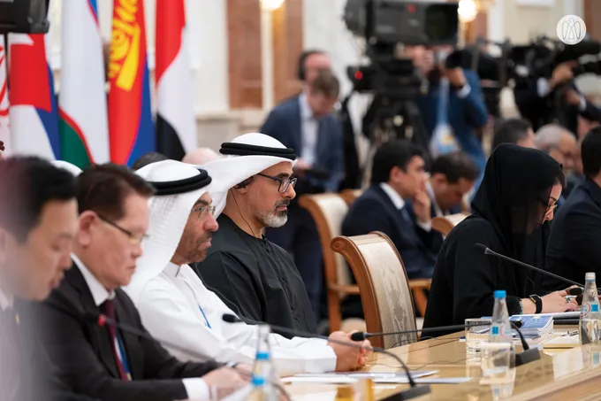 On behalf of the UAE President.. Crown Prince of Abu Dhabi attends Supreme Eurasian Economic Council meeting