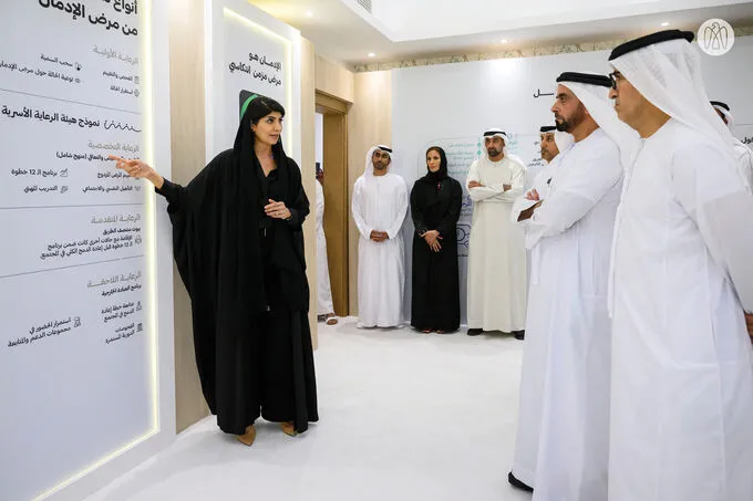 سيف بن زايد يزور «بيوت منتصف الطريق» للخدمات التأهيلية الاجتماعية ويطَّلع على أبرز النتائج التي حقَّقها النموذج الأوَّلي للمشروع