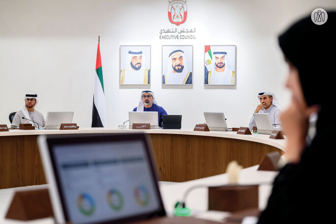 Khaled bin Mohamed bin Zayed chairs Abu Dhabi Executive Council meeting