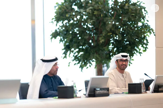 Khaled bin Mohamed bin Zayed chairs meeting of Executive Committee of ADNOC Board of Directors 