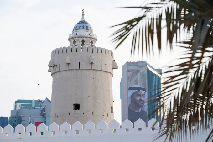 Mansour bin Zayed attends group wedding reception for Abu Dhabi citizens at Qasr Al Hosn
