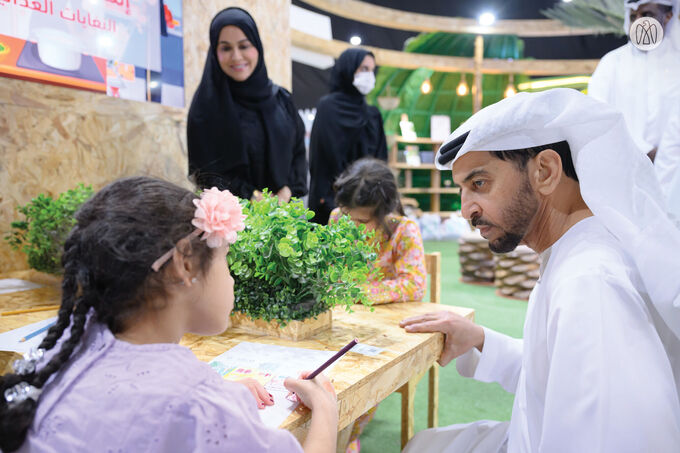 Hamdan bin Zayed visits 2nd Liwa Date Festival and Auction