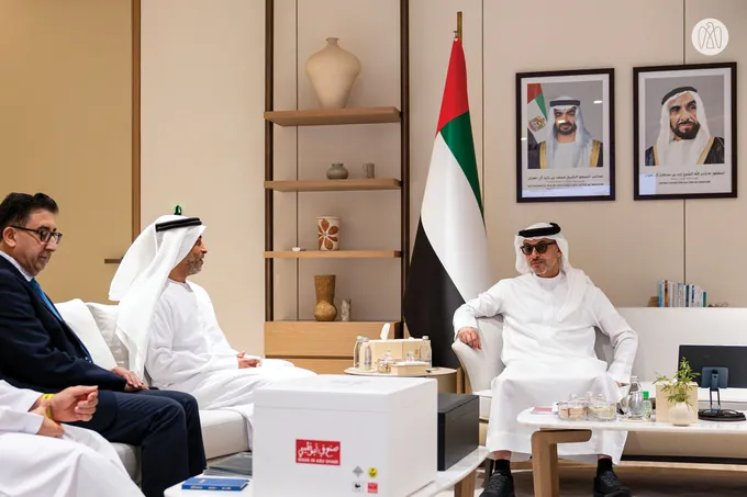 Hazza bin Zayed reviews Khalifa University’s research programmes and scientific initiatives in Al Ain Region