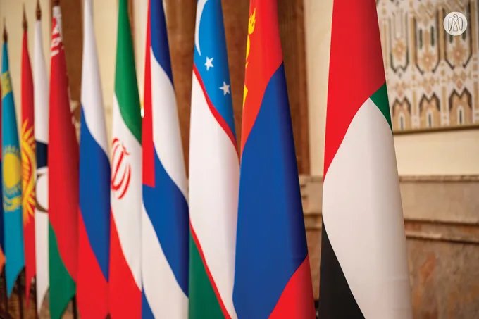 On behalf of the UAE President.. Crown Prince of Abu Dhabi attends Supreme Eurasian Economic Council meeting