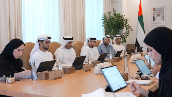 Hamdan bin Mohamed bin Zayed  chairs Smart and Autonomous Systems Council meeting