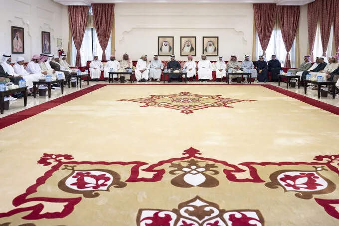 Hazza bin Zayed offers condolences on the passing of Mubarak Mohaimeed Al Mansouri