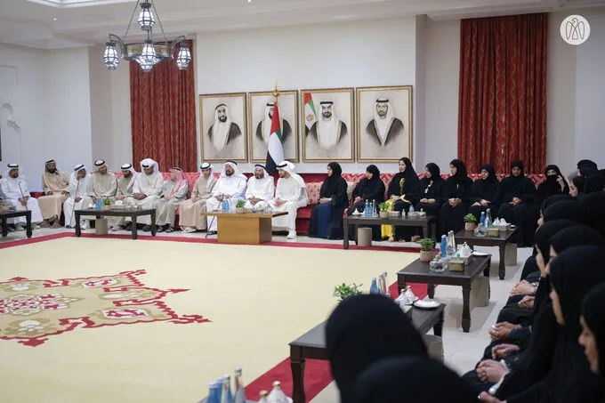 Hamdan bin Zayed receives Al Dhafra citizens and Liwa International Festival 2025 committee