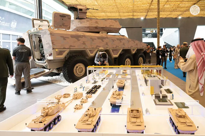 Khaled bin Mohamed bin Zayed visits IDEX 2025
