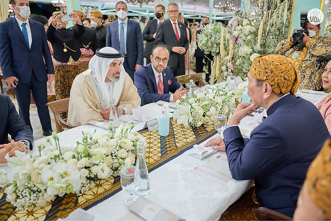 Khaled bin Mohamed bin Zayed attends wedding of President of Indonesia’s son, in Solo, Indonesia