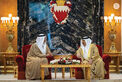 King of Bahrain receives Crown Prince of Abu Dhabi