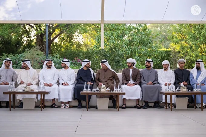 Hazza bin Zayed receives sheikhs, officials and citizens at Al Maqam Palace in Al Ain Region