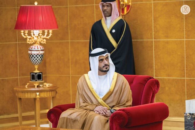 King of Bahrain receives Crown Prince of Abu Dhabi