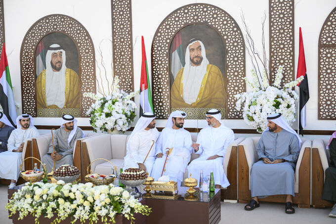 خالد بن محمد بن زايد يحضر حفل استقبال بمناسبة زفاف حمد جمعة السويدي