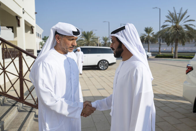 Khalifa bin Tahnoon bin Mohammed offers condolences on the passing of Al Sayed Moussa Al Sayed Abdul-Raheem Al Sayed Mohamed Al Hashemi