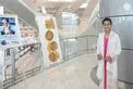Video | In the presence of Alyazia bint Nahyan bin Mubarak, Fakhra bint Diab bin Saif showcases 4 works of art to Zayed International Airport