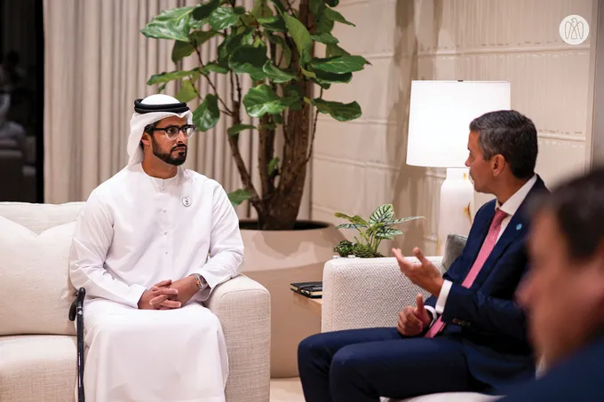 Zayed bin Hamdan bin Zayed meets President of Paraguay to discuss strengthening economic and investment cooperation