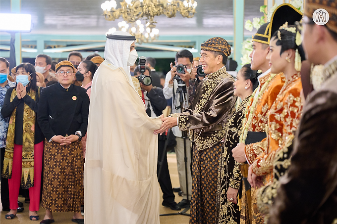 Khaled bin Mohamed bin Zayed attends wedding of President of Indonesia’s son, in Solo, Indonesia