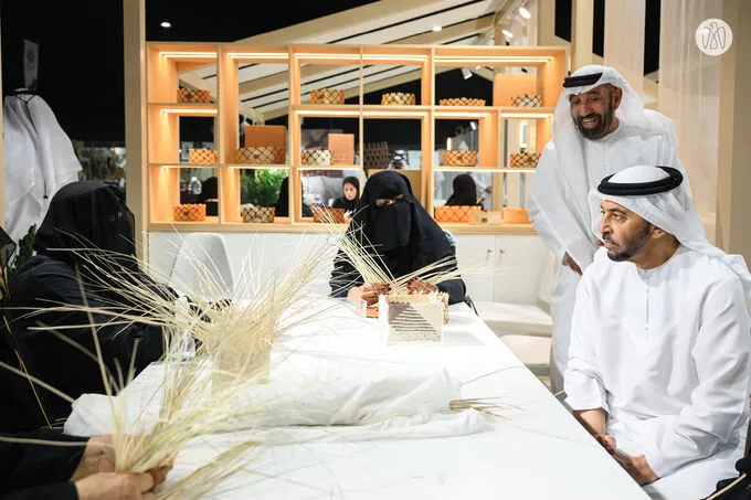 Hamdan bin Zayed visits Liwa Date Festival and reviews latest technologies in palm tree cultivation