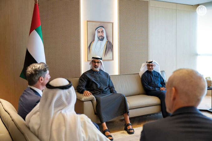 Khaled bin Mohamed bin Zayed meets Starbucks Chairman and CEO